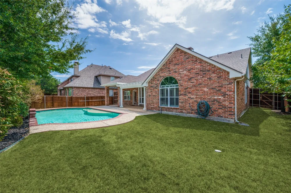 850 KINGS VIEW DRIVE Prosper, TX 75078