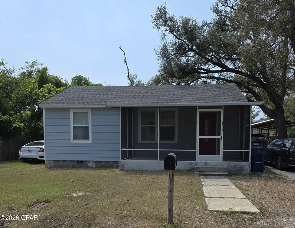 1609 Billings Avenue Panama City, FL 32401