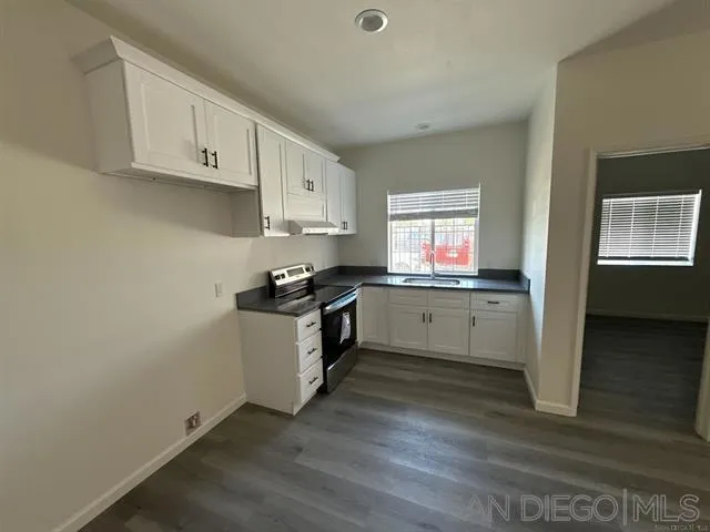 2409 E.Palmyra Ave Orange, CA 92866