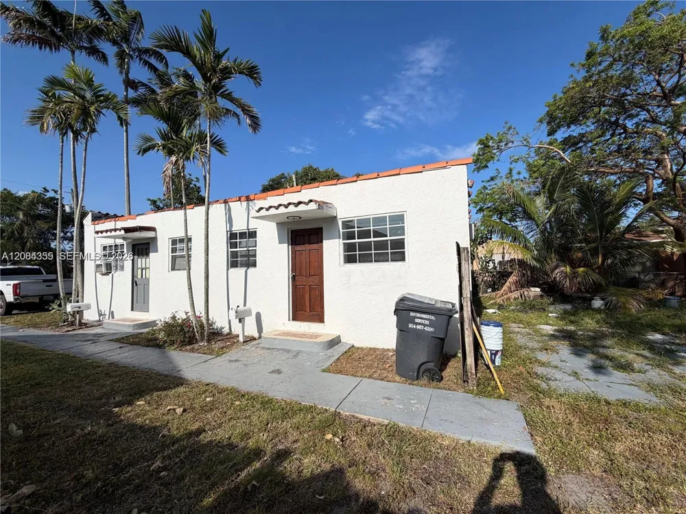 2212 Grant St #2 Hollywood, FL 33020