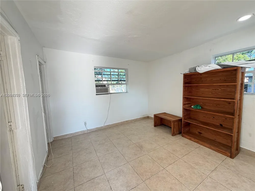 2212 Grant St #2 Hollywood, FL 33020