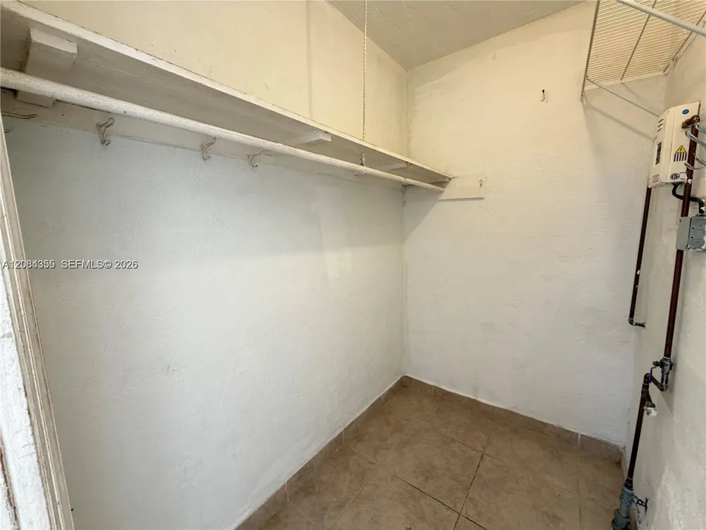 2212 Grant St #2 Hollywood, FL 33020