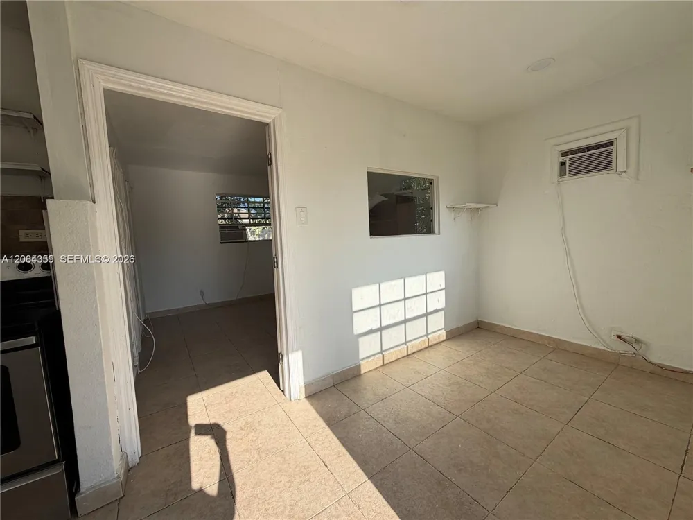 2212 Grant St #2 Hollywood, FL 33020
