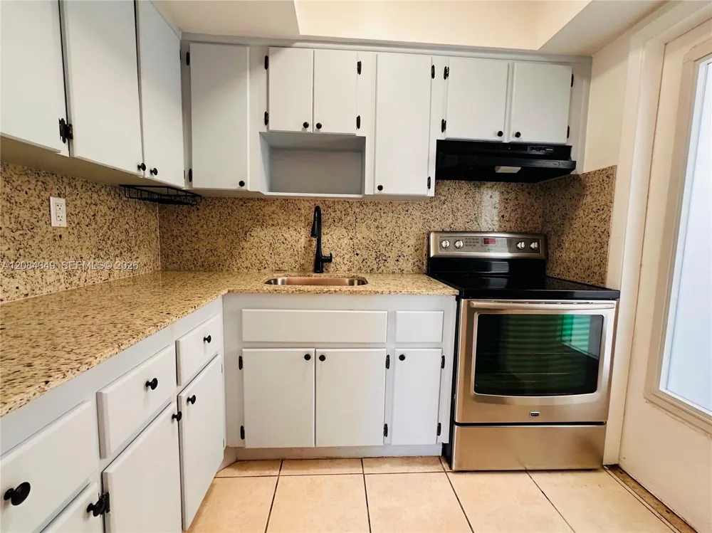 501 NE 82nd Ter #4 Miami, FL 33138