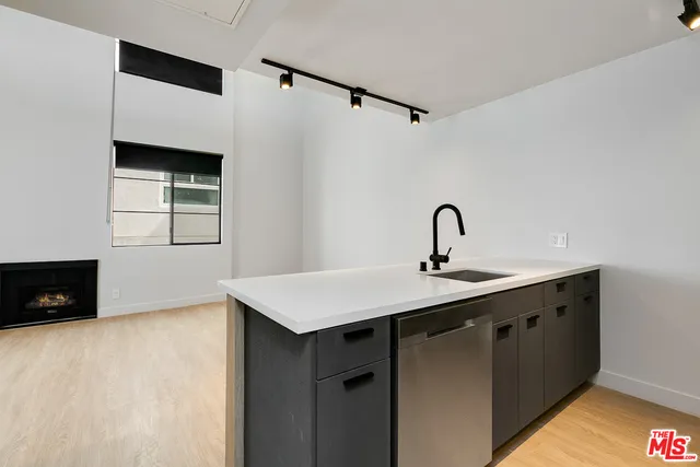 3602 Dunn Drive #5 Los Angeles, CA 90034