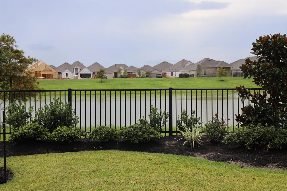13301 Golden Isle Drive La Marque, TX 77568