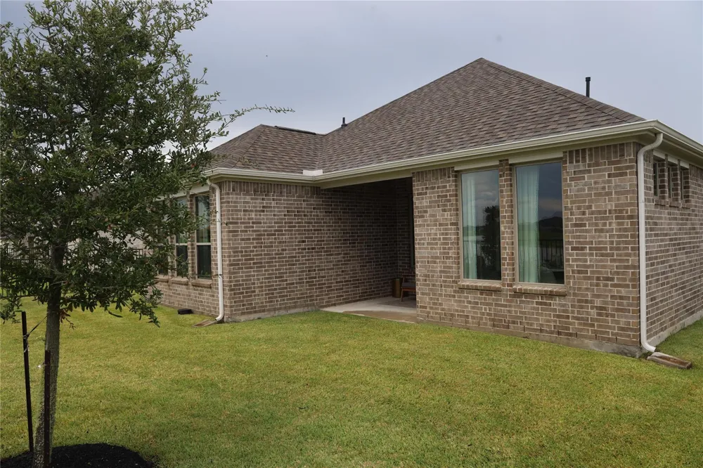 13301 Golden Isle Drive La Marque, TX 77568