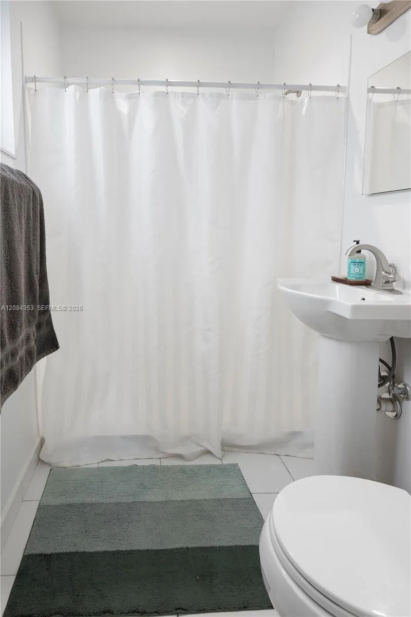 1400 Street Miami Shores, FL 33138