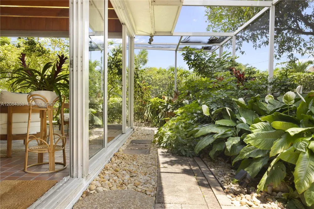 1400 Street Miami Shores, FL 33138