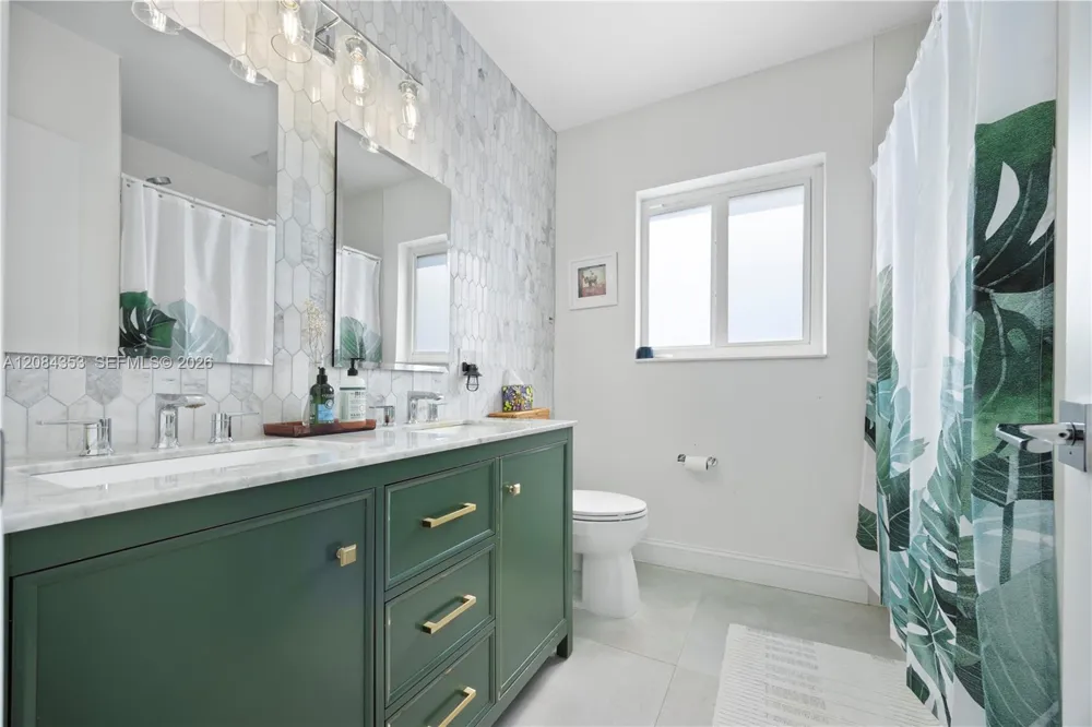 1400 Street Miami Shores, FL 33138
