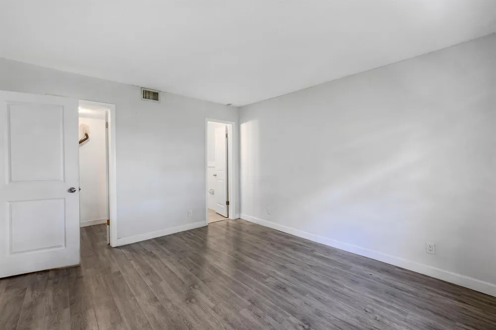 1400 NE 57TH STREET #304 Fort Lauderdale, FL 33334
