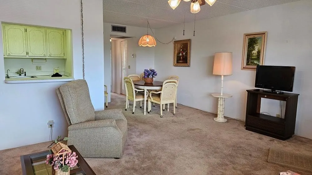 300 Village Green Circle S #209 Palm Springs, FL 33461