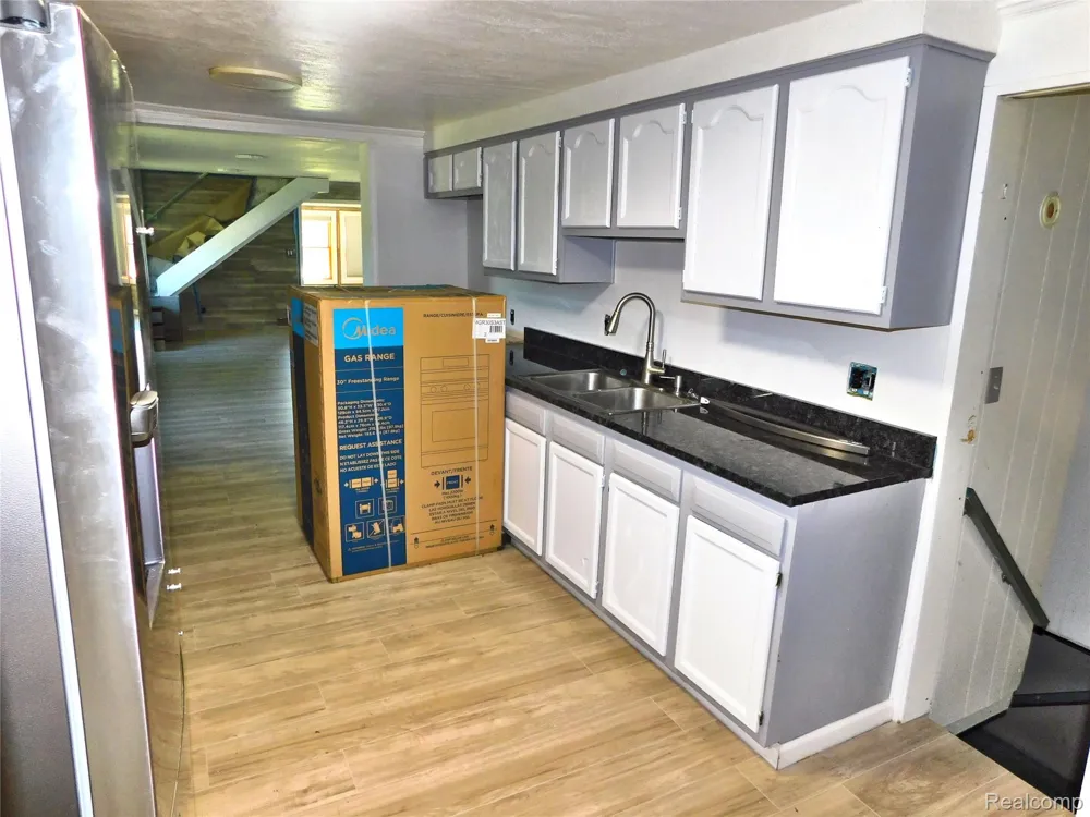 2780 W Clarkston Road Orion Charter Township, MI 48362
