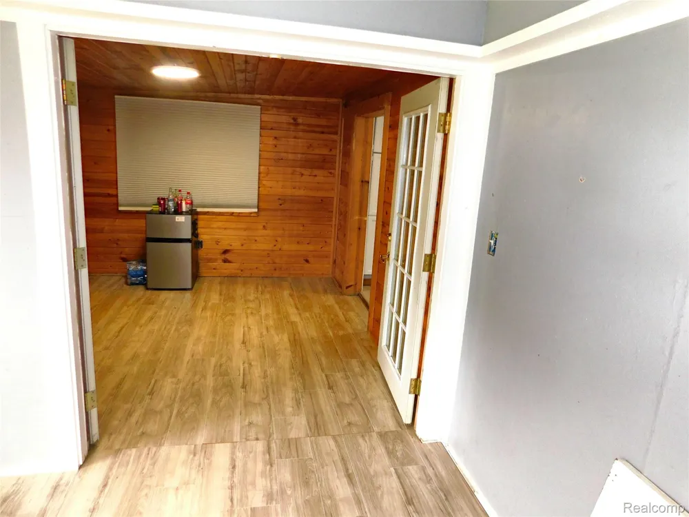 2780 W Clarkston Road Orion Charter Township, MI 48362