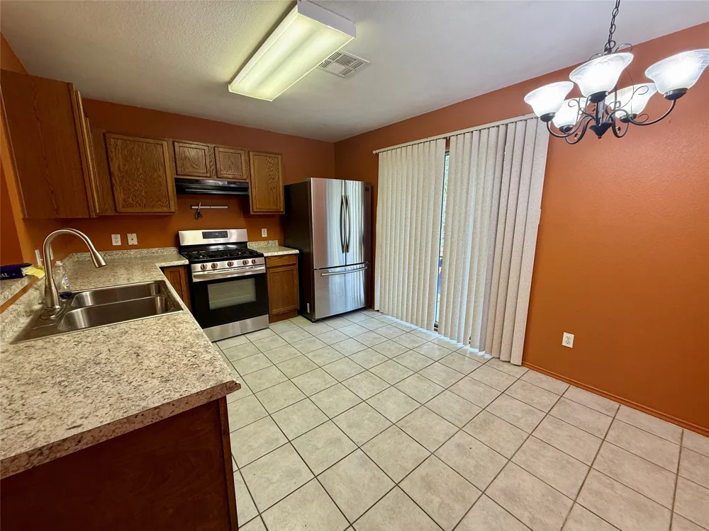 13100 Winecup Mallow Trail Elgin, TX 78621