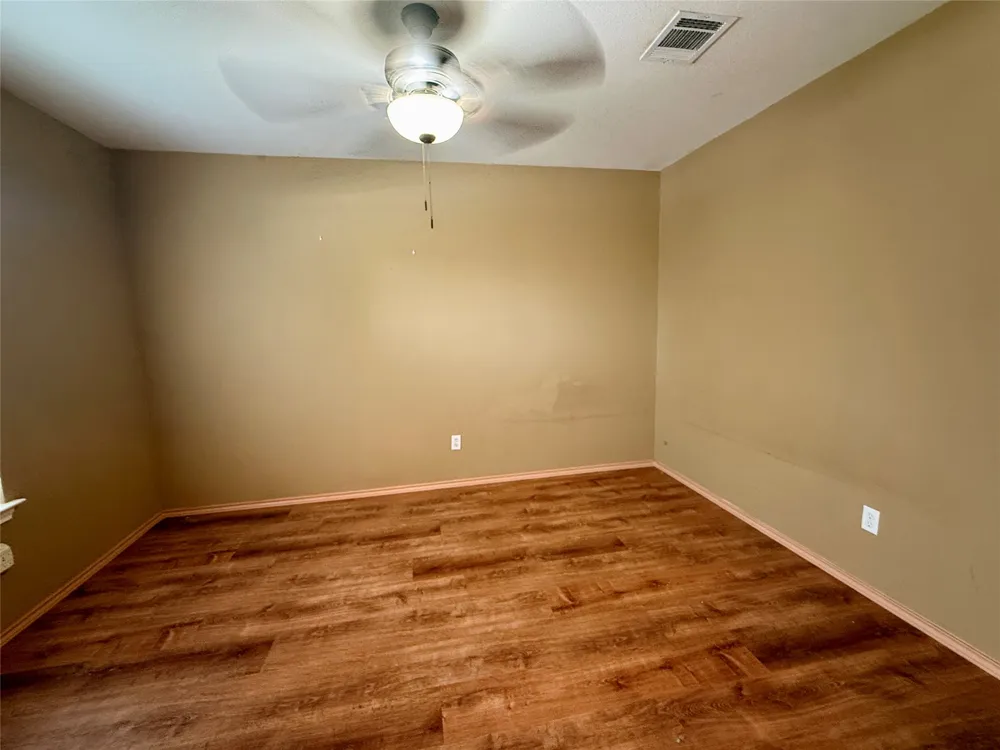 13100 Winecup Mallow Trail Elgin, TX 78621