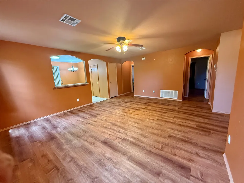 13100 Winecup Mallow Trail Elgin, TX 78621
