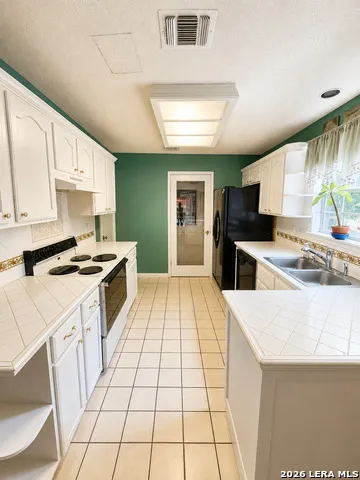 6031 RIDGEBROOK ST San Antonio, TX 78250