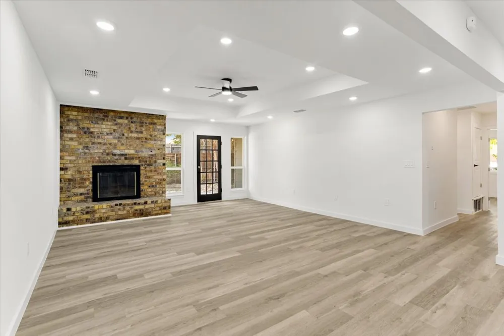 2149 Willow Place #A & B Carrollton, TX 75006