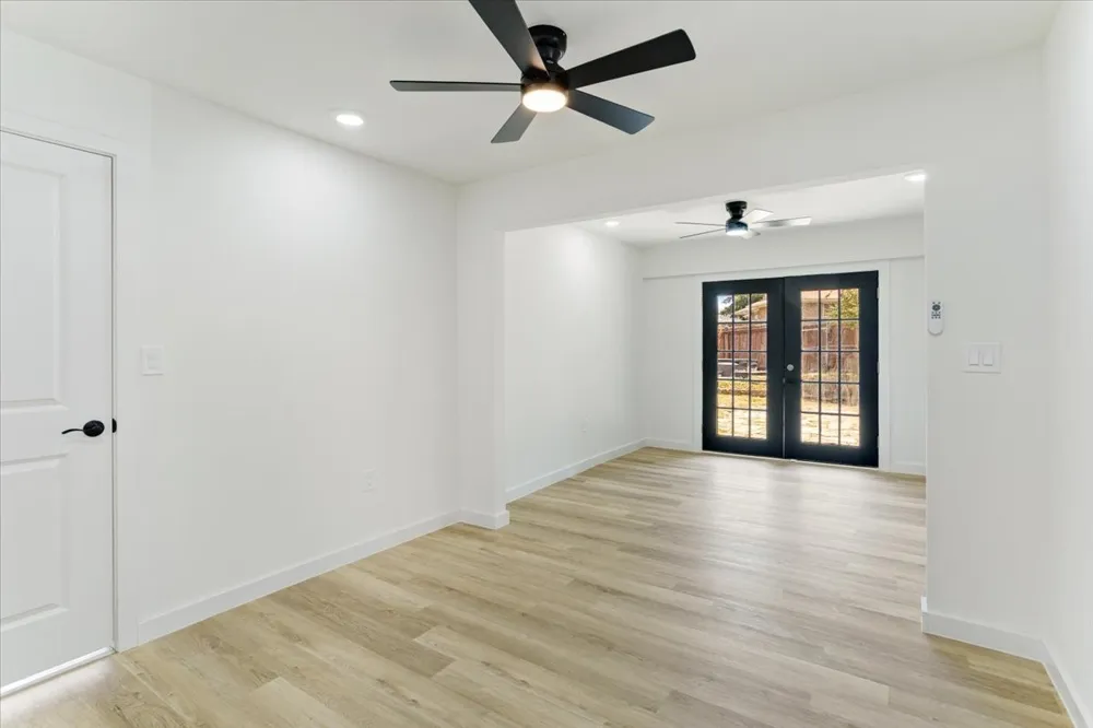 2149 Willow Place #A & B Carrollton, TX 75006