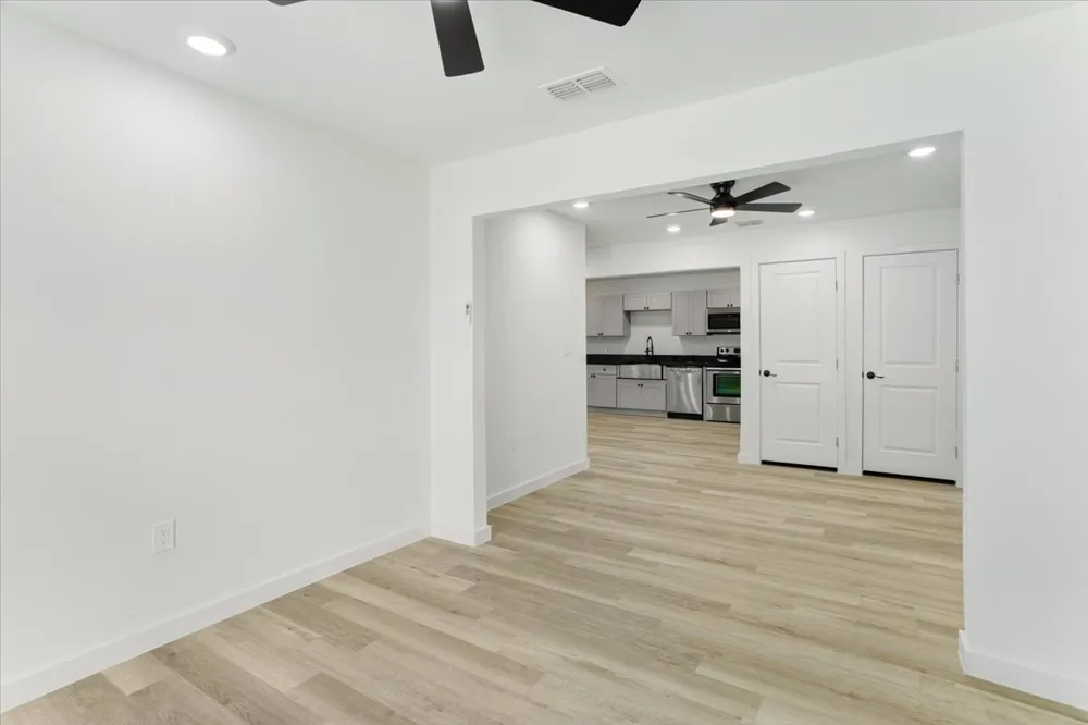2149 Willow Place #A & B Carrollton, TX 75006