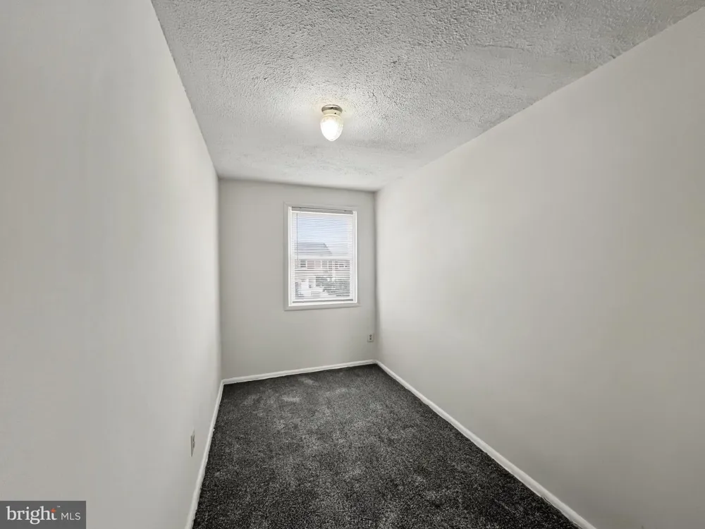 7845 ST CLAIRE LANE Dundalk, MD 21222