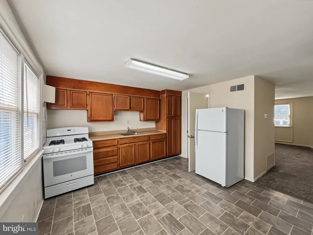 7845 ST CLAIRE LANE Dundalk, MD 21222