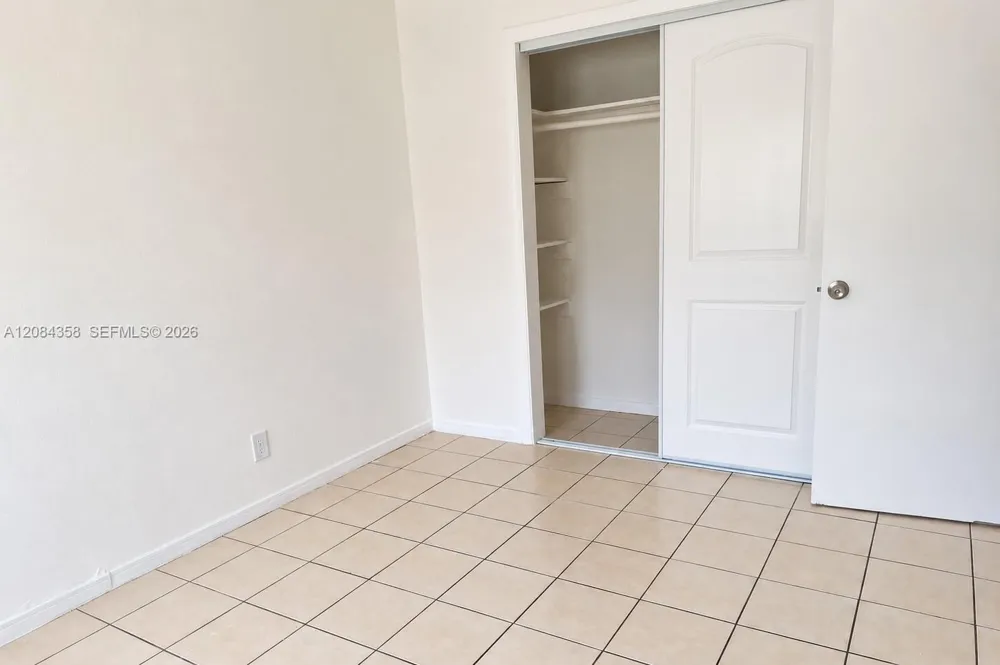 304 SE 9th Ct #8 Hallandale Beach, FL 33009