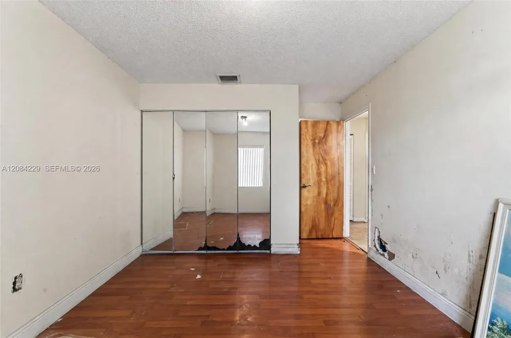 13217 SW 44th Ln Miami, FL 33175