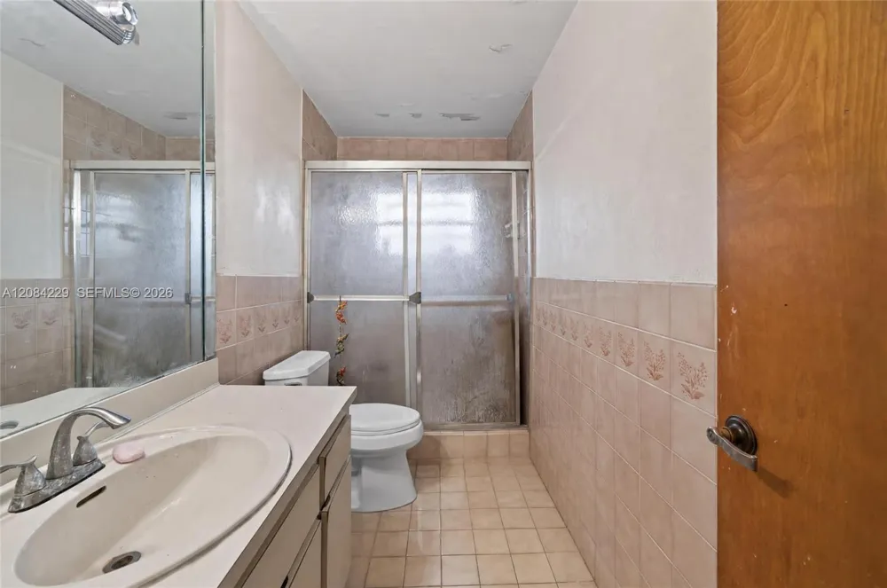 13217 SW 44th Ln Miami, FL 33175