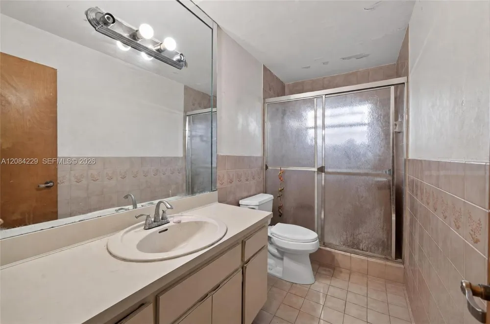 13217 SW 44th Ln Miami, FL 33175