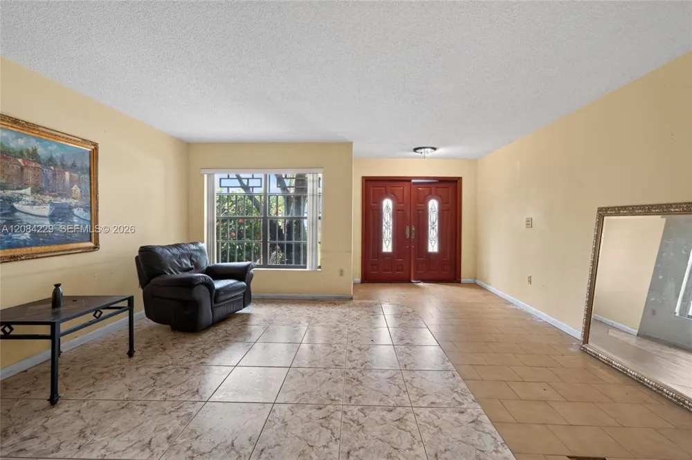 13217 SW 44th Ln Miami, FL 33175