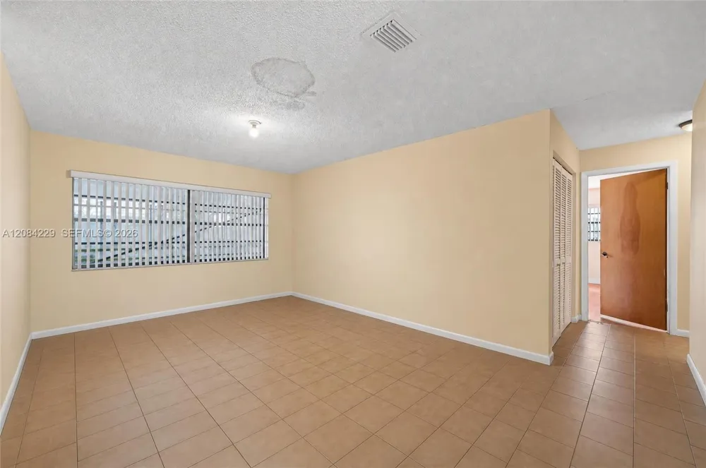 13217 SW 44th Ln Miami, FL 33175