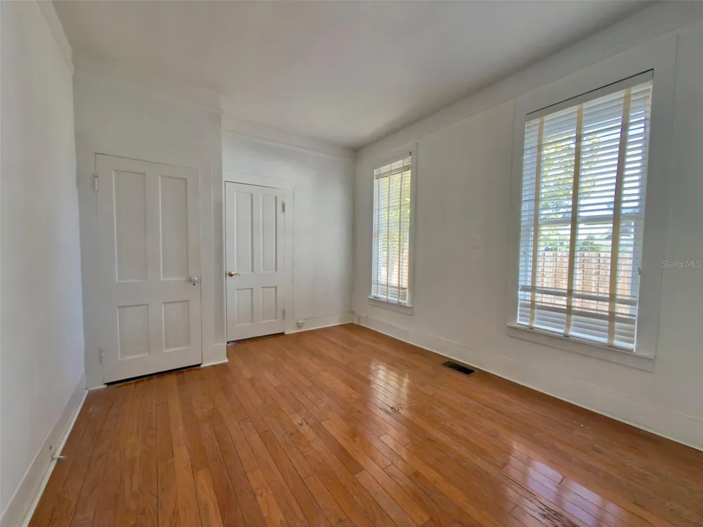 21 S MARY STREET Eustis, FL 32726