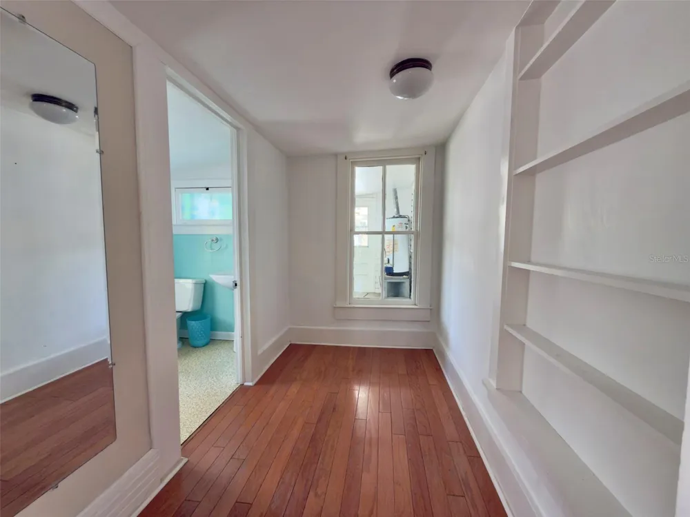 21 S MARY STREET Eustis, FL 32726