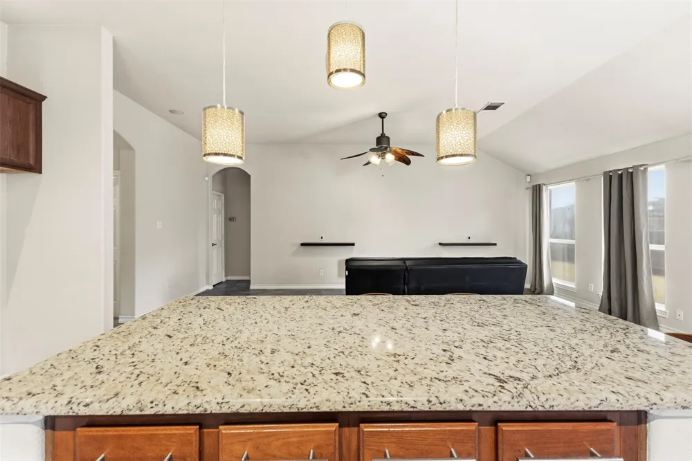 937 Behrens Court Crowley, TX 76036