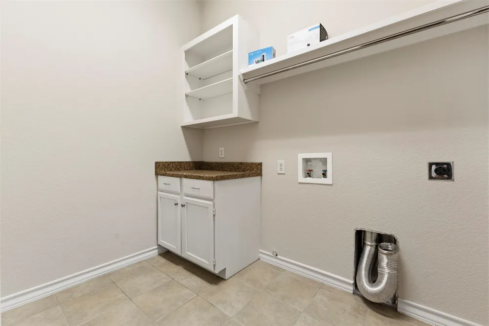 937 Behrens Court Crowley, TX 76036