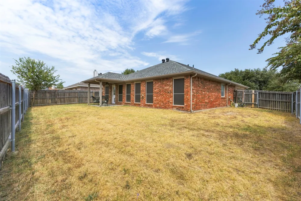 937 Behrens Court Crowley, TX 76036