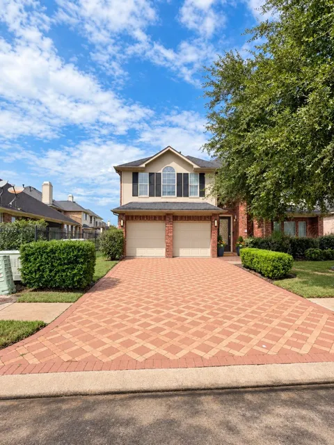 5203 Auckland Drive