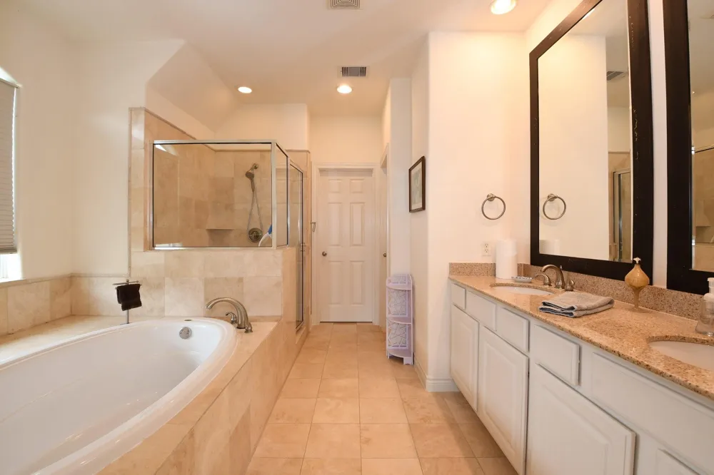 9127 Harbor Hills Drive Houston, TX 77054