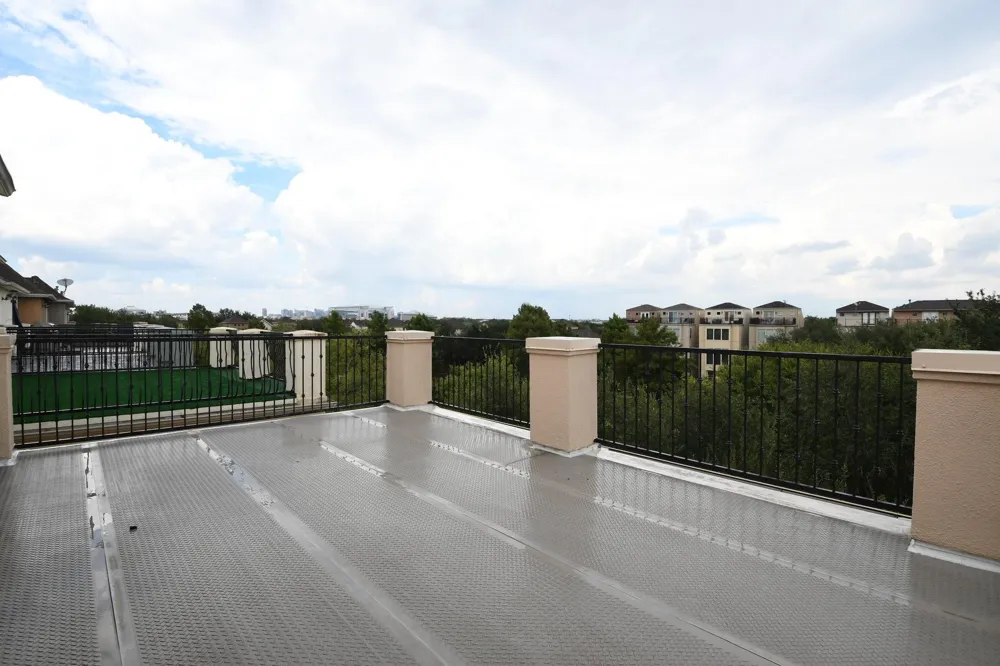 9127 Harbor Hills Drive Houston, TX 77054