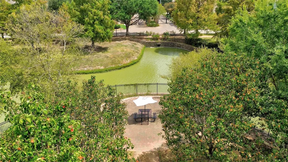 9127 Harbor Hills Drive Houston, TX 77054