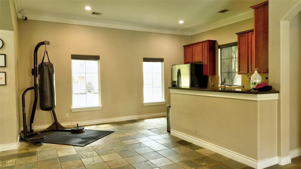 9127 Harbor Hills Drive Houston, TX 77054