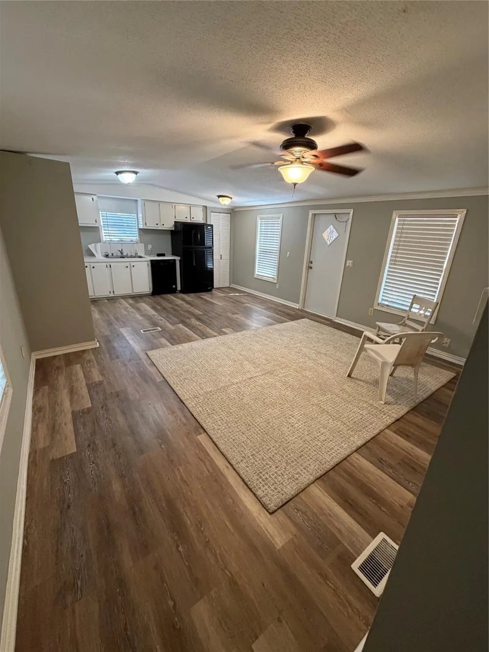 9651 Warm Spring Willis, TX 77318
