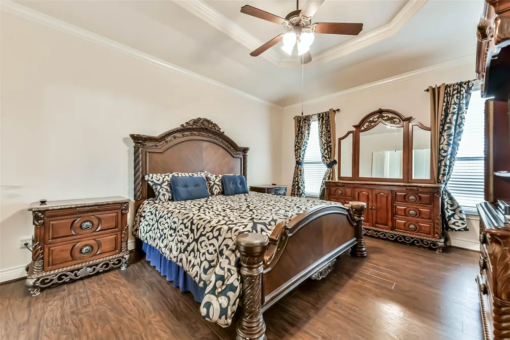 4055 Bentwood Drive Dickinson, TX 77539