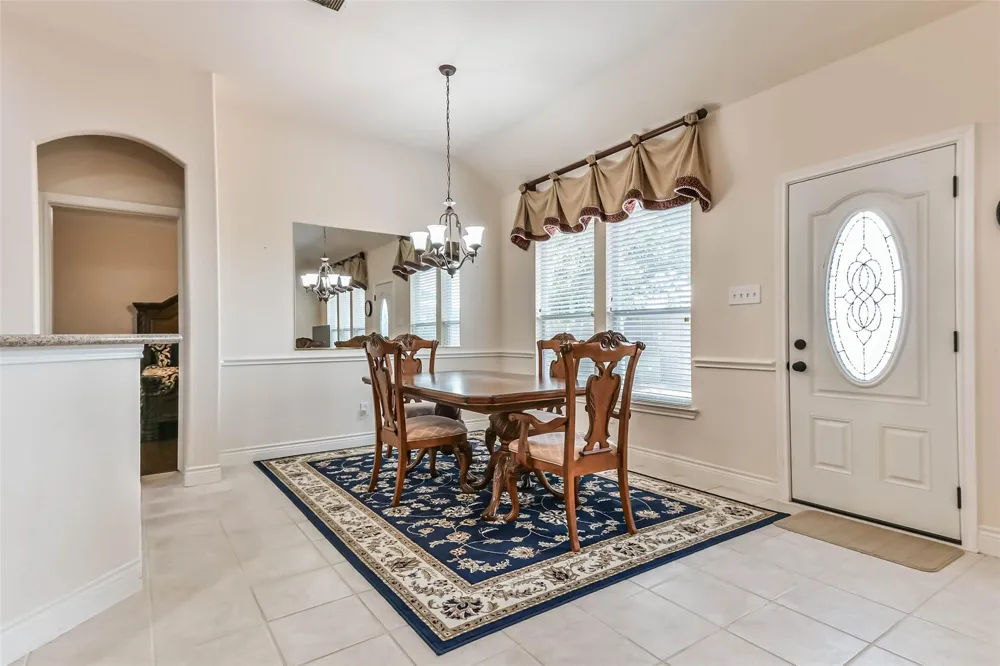 4055 Bentwood Drive Dickinson, TX 77539