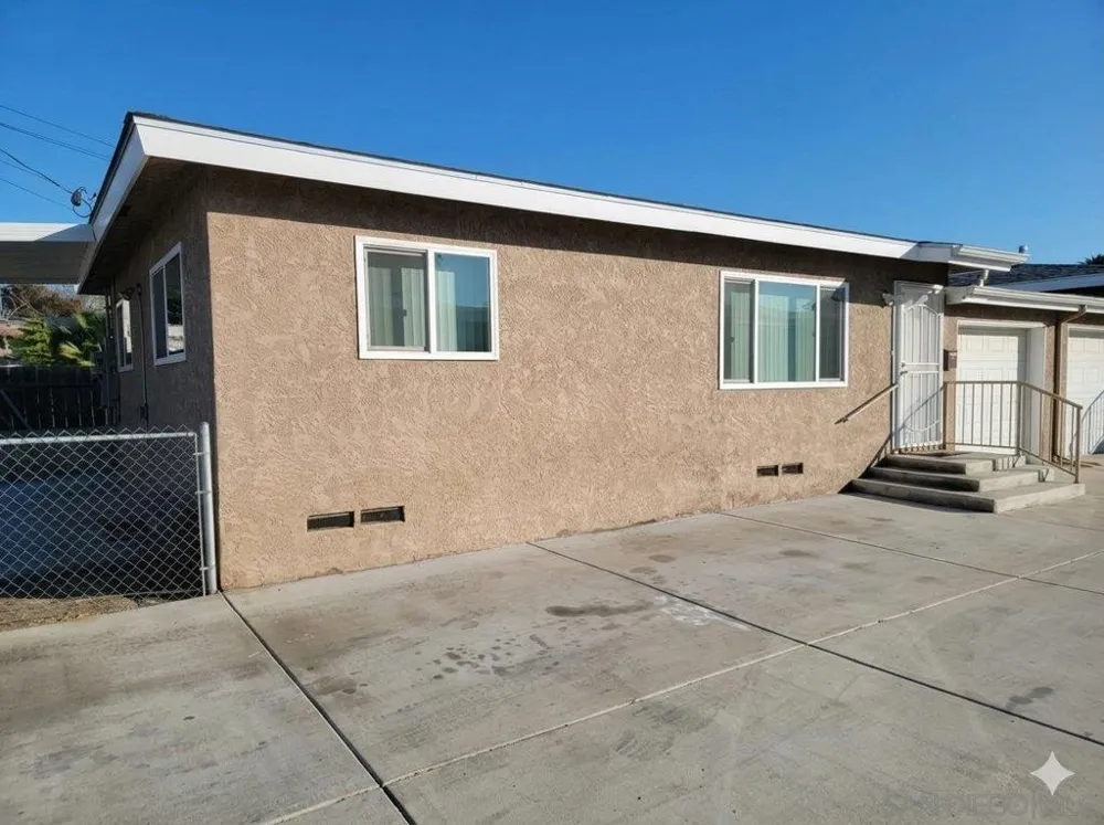 7427 Daytona Lemon Grove, CA 91945