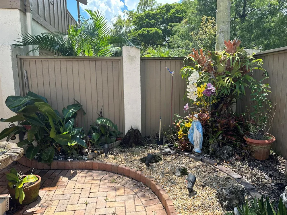 316 WOOD DALE DRIVE Wellington, FL 33414