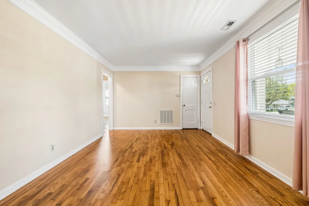 74 Valeria St Nashville, TN 37210