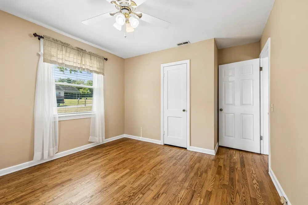 74 Valeria St Nashville, TN 37210